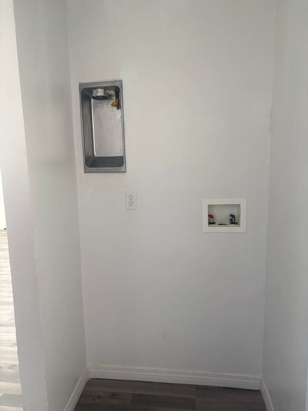Photo - 1124 Ramona Ave N