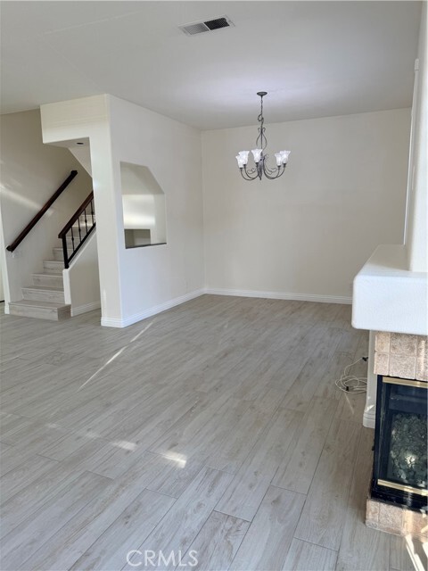 Photo - 21 Front Row Ln