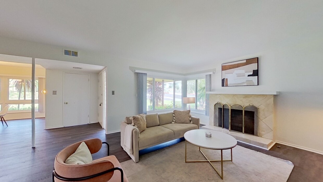 3D Tour - 5402 W 57th St House