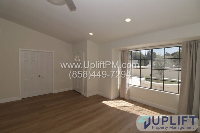 Photo - 1542 Del Mar Rd