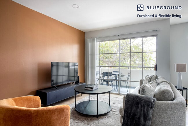 Photo - 960 N Alfred St Unit FL2-ID1064