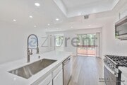 Photo - 2700 Cahuenga Blvd E Condo