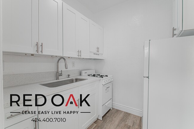 Photo - 354 E Cypress Ave Unit 9M