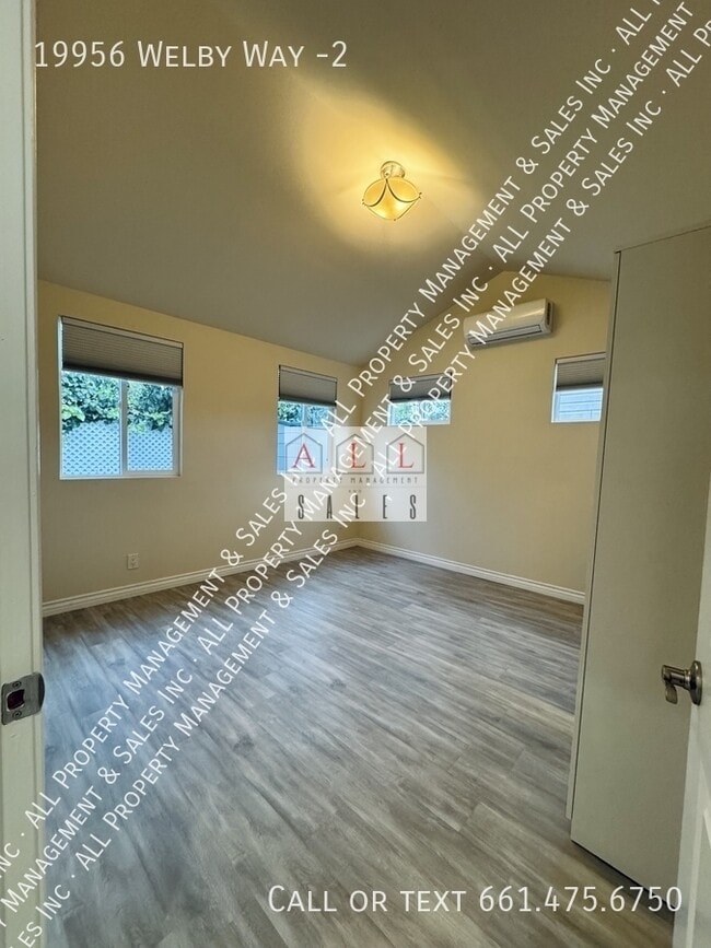 Photo - 19956 Welby Way