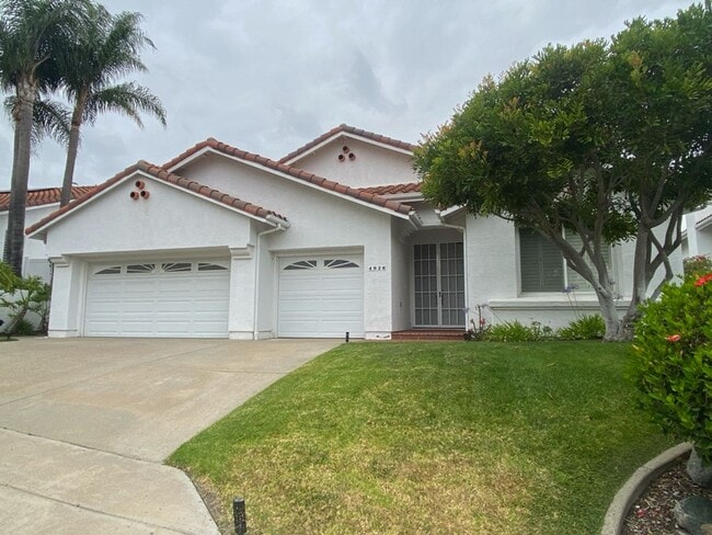 Building Photo - 3+ bd 2.5bth in The Summit of Ocean Hills