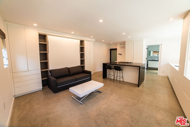 Photo - 14 Brooks Ave