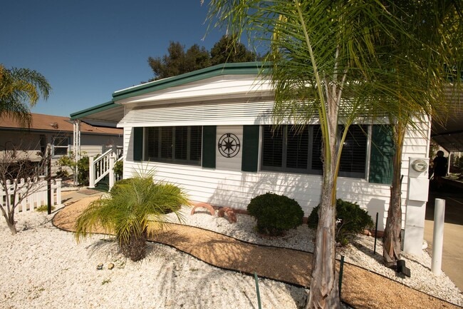 Building Photo - 2 Bedrooms | 2 Bathrooms | Resort-Inspired Community