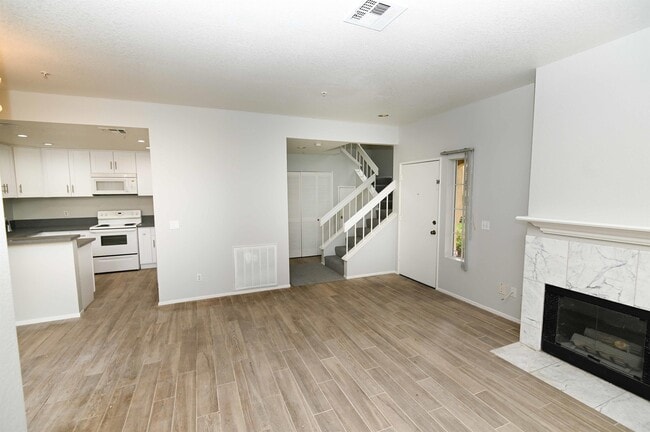 Photo - 146 Gallery Wy