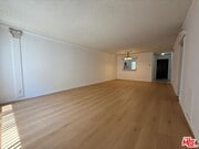 Photo - 1038 Thompson Ave Unit Apt 3
