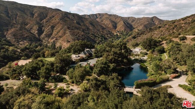 Photo - 3100 Mandeville Canyon Rd