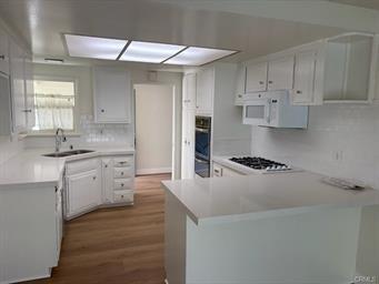 Building Photo - 24091 Birdrock Dr