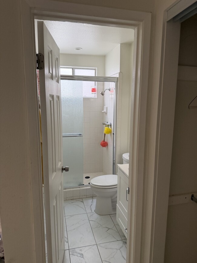 Photo - 18547 Collins St Unit 14