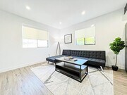 Photo - 4570 Oakwood Ave Unit 4572 Oakwood Ave