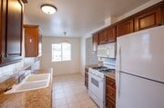 Photo - Beautiful 2 bedroom in 55+ Community House
