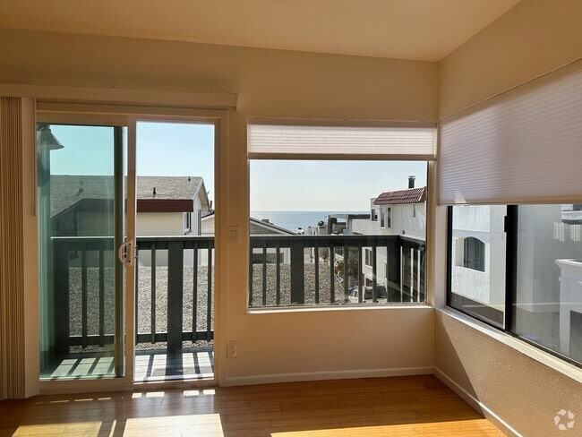 Building Photo - 228 20th Pl Unit 228 20th Pl Rental