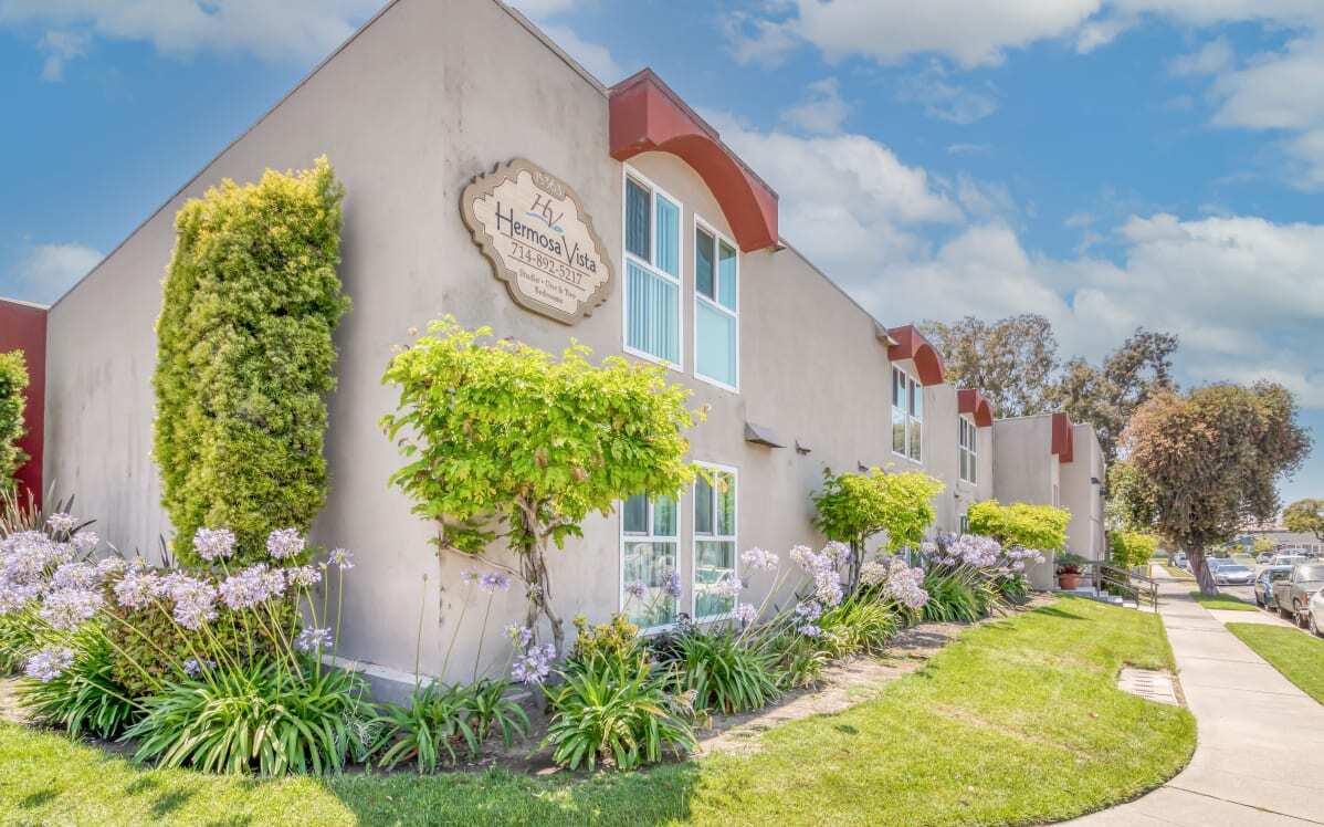 Hermosa Vista Apartments - Hermosa Vista Apartments