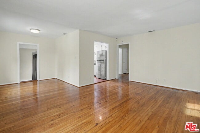 Photo - 3542 Greenwood Ave