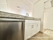 Photo - 1225 N Cherokee Ave Unit 103