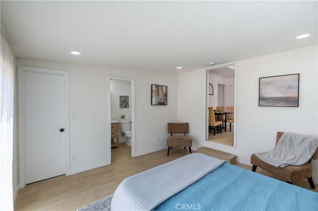 Photo - 2077 Belle St