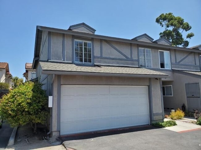 Photo - 2825 Unicornio St
