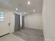 Photo - 400 Transport