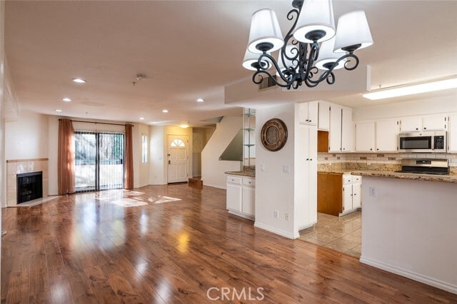 Photo - 2930 Montrose Ave Unit 102