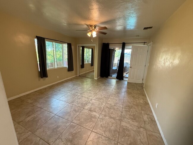 Photo - 5430 Mary Lane Dr