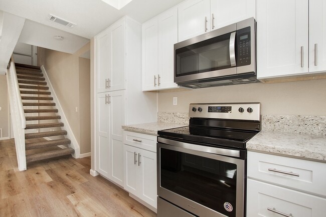 Photo - Renovated Townhome | Amazing South Coast Metro Costa Mesa Location