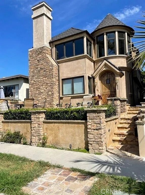 Photo - 504 Avocado Ave