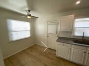 Photo - 14320 Condon Ave