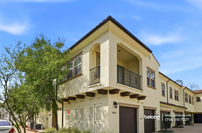 Photo - 1014 El Paseo