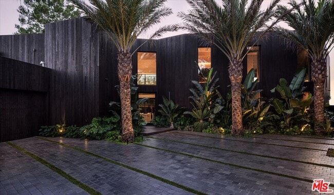 Photo - 1663 Summitridge Dr