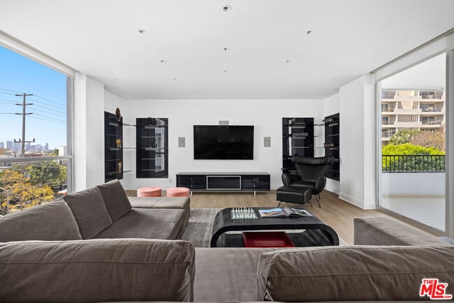 Photo - 1100 Alta Loma Rd Unit 701