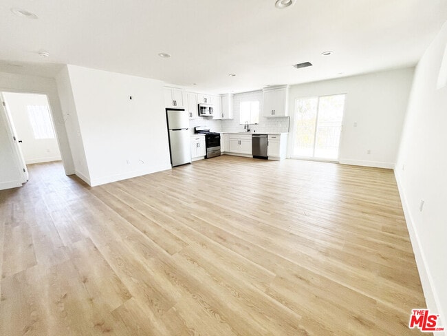 Building Photo - 4180 Marlton Ave Unit 4192 Rental