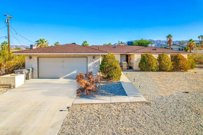 Must See 4 bedroom 2 bath Home - Must See 4 bedroom 2 bath Home