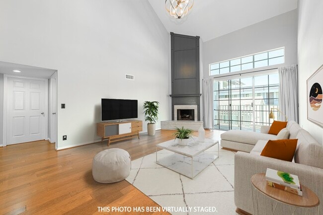 Photo - 11667 Gorham Ave