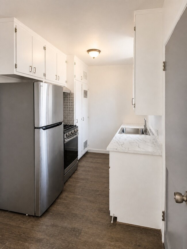 Photo - 15241 Acre St Unit B