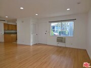 Photo - 2337 W Gramercy Ave Unit 1
