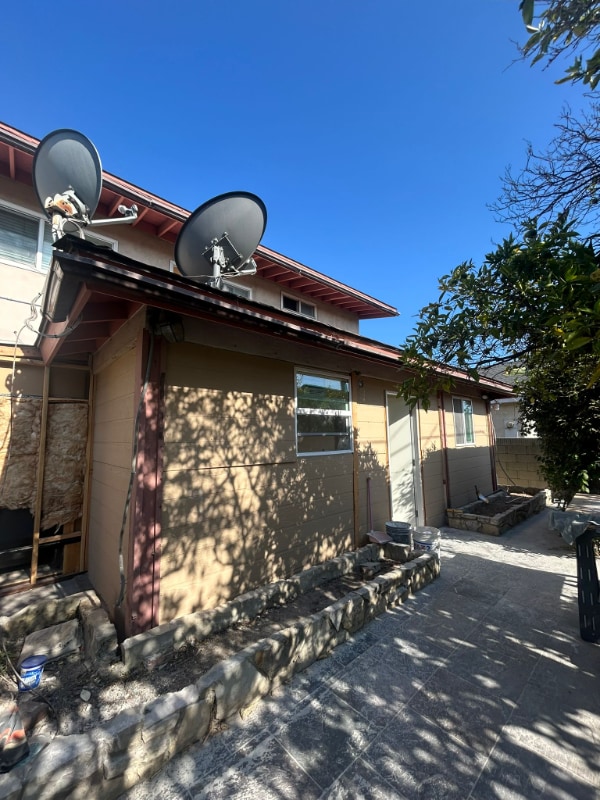 Building Photo - 23003 Moneta Ave Rental