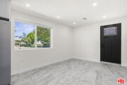 Photo - 16042 Knapp St