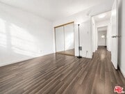 Photo - 12014 Kling St Unit 4
