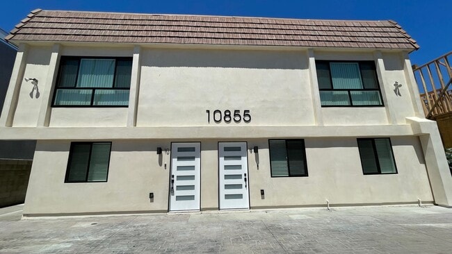 Photo - 10855 Morrison St Apartment Unit 09