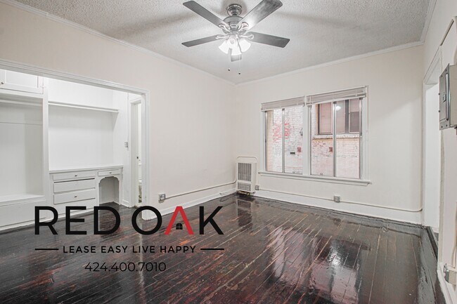 Photo - 425–427 S. Grand View St Unit 5503