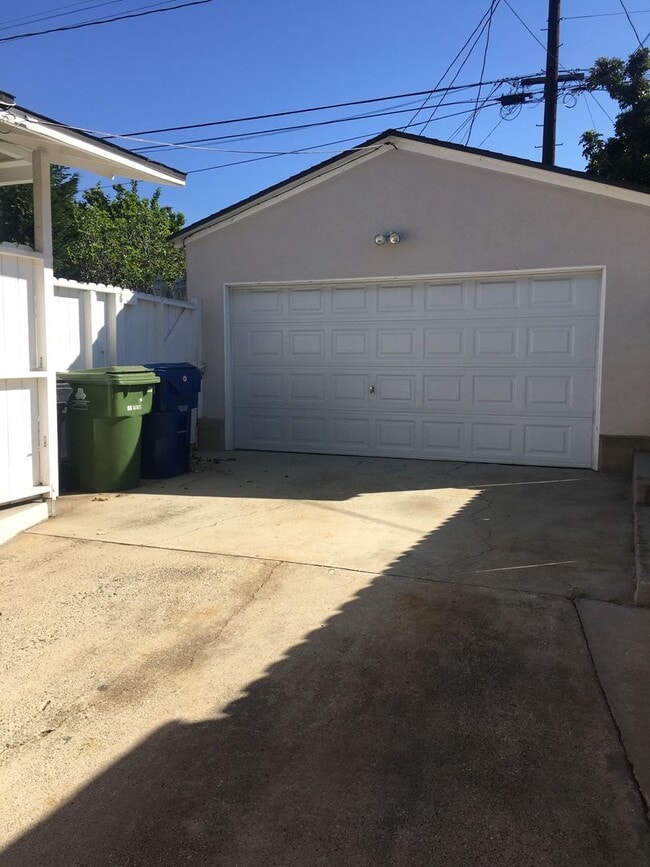Photo - 8340 Chase Ave