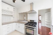 Photo - 1150 S Tremaine Ave