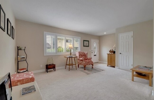 Photo - 8216 Woolburn Dr