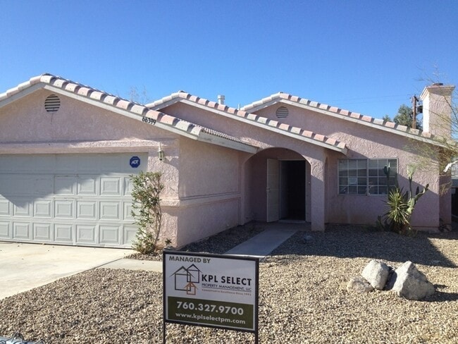 Photo - Spacious Home For RENT: 3 Bed / 2 Bath, Fenced in yard + 2 Car Garage! MOVE IN READY!