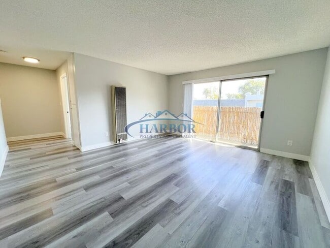 Photo - 2315 S Grand Ave Unit 12