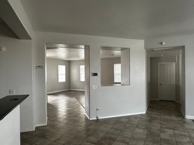 Photo - May Ranch Home (Perris, CA)
