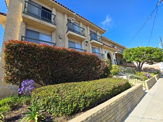 Building Photo - 4015 137th St Unit 101 Rental
